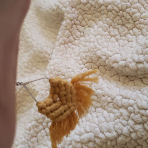 NWOT NEVER WORN Lucky Brand Dangly Mustard Yellow Woven Earrings - Picture 2 of 3